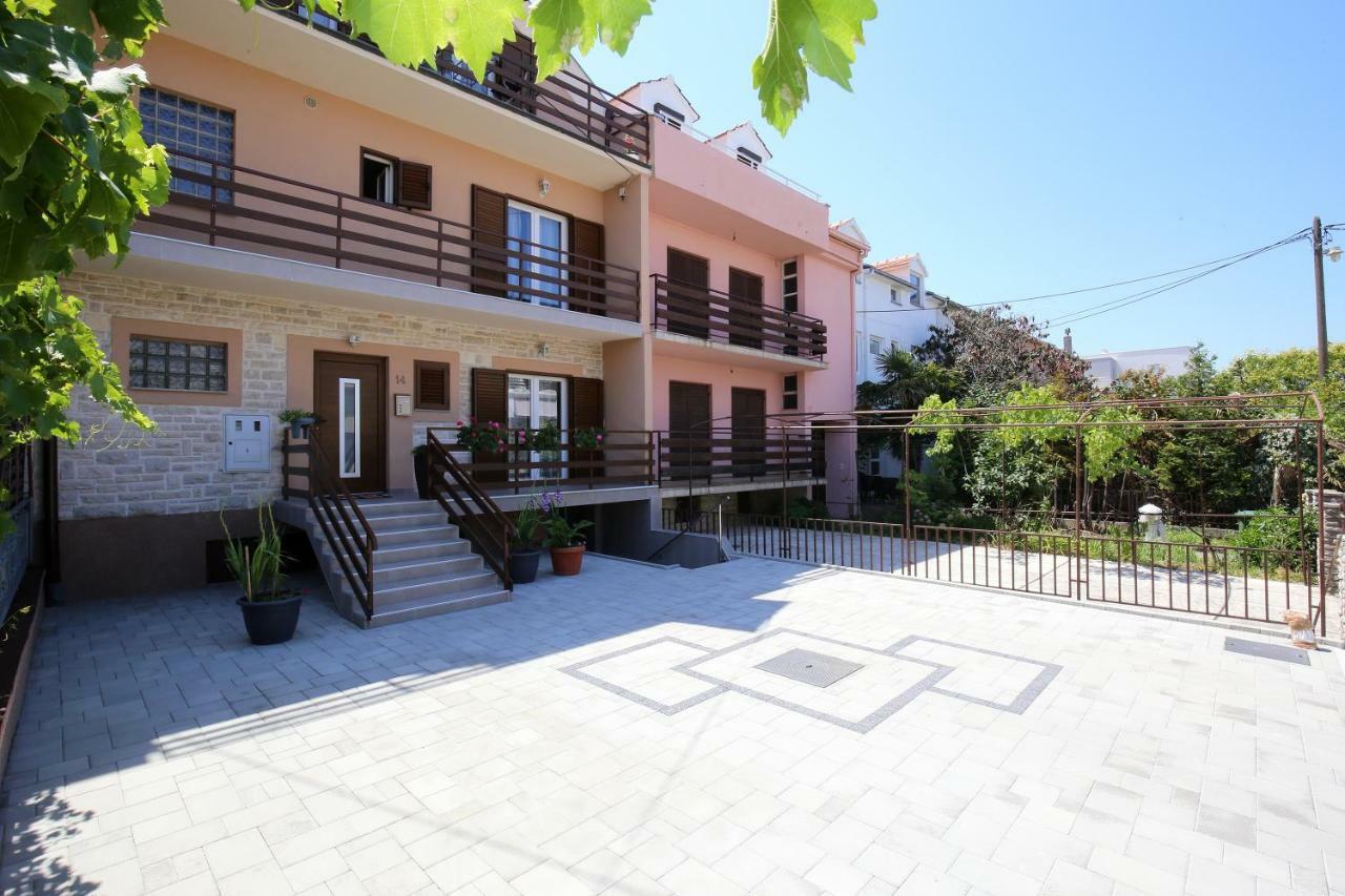 Apartments Mara Zadar Exterior photo